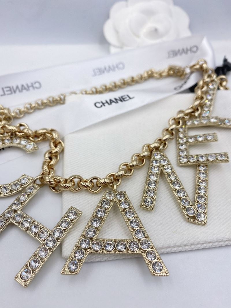 Ch**el waist chain